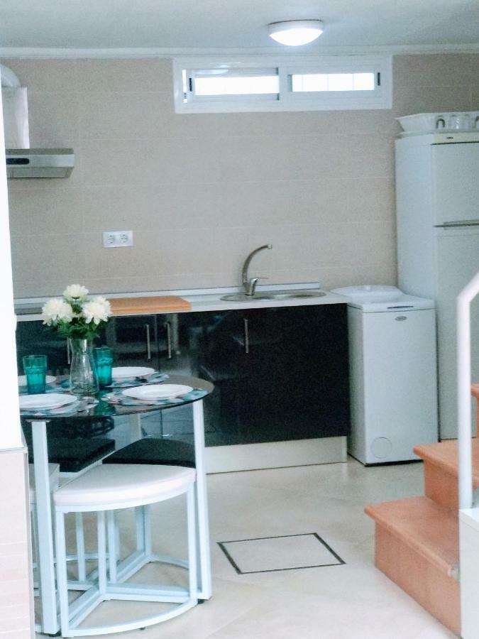 Wish Suite Barrio De Leon En Triana Sevilla Bagian luar foto