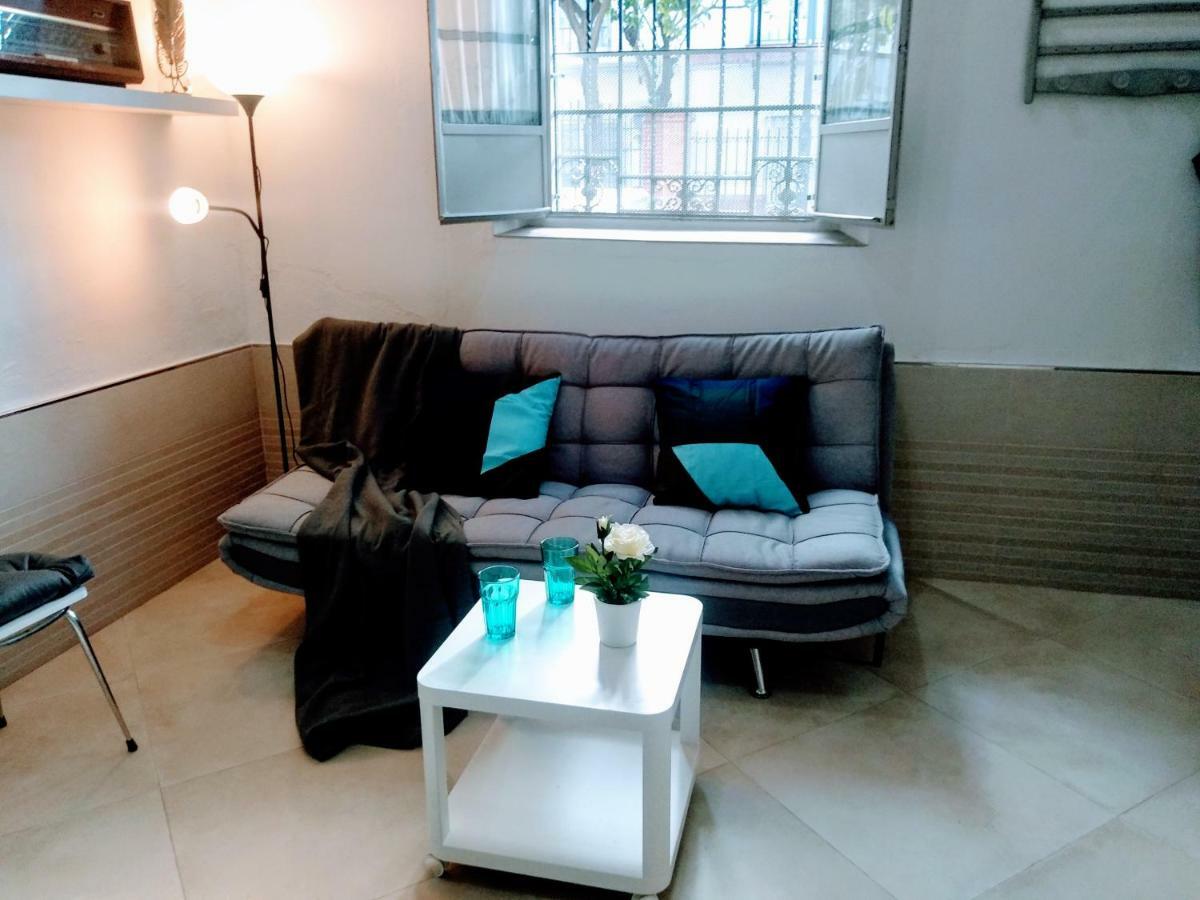 Wish Suite Barrio De Leon En Triana Sevilla Bagian luar foto
