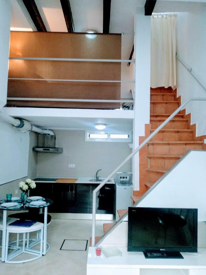 Wish Suite Barrio De Leon En Triana Sevilla Bagian luar foto