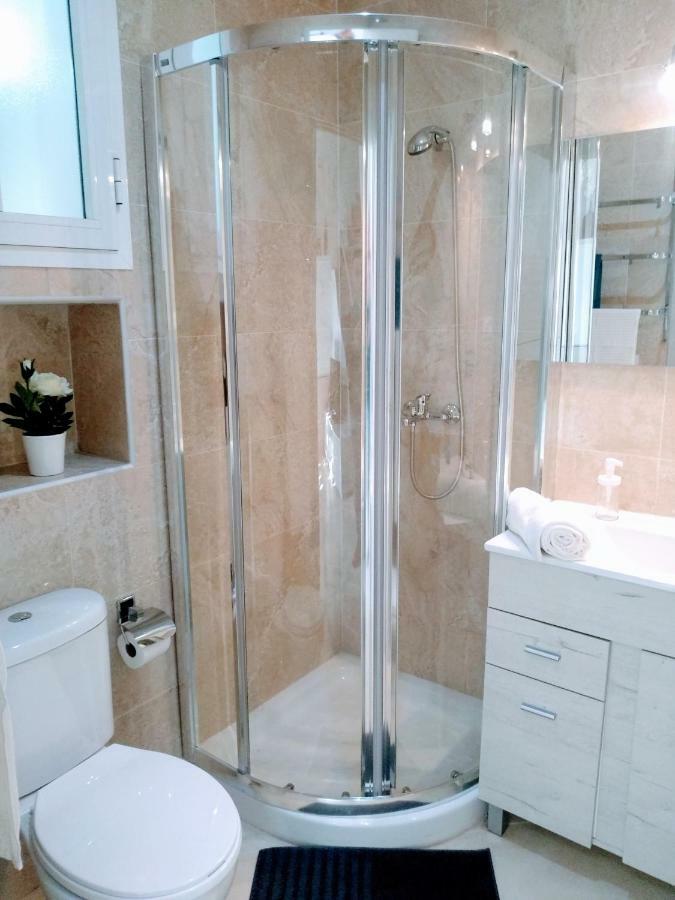 Wish Suite Barrio De Leon En Triana Sevilla Bagian luar foto