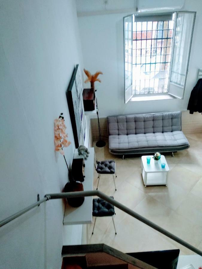 Wish Suite Barrio De Leon En Triana Sevilla Bagian luar foto